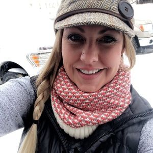 Meet your Posher, Nicnici